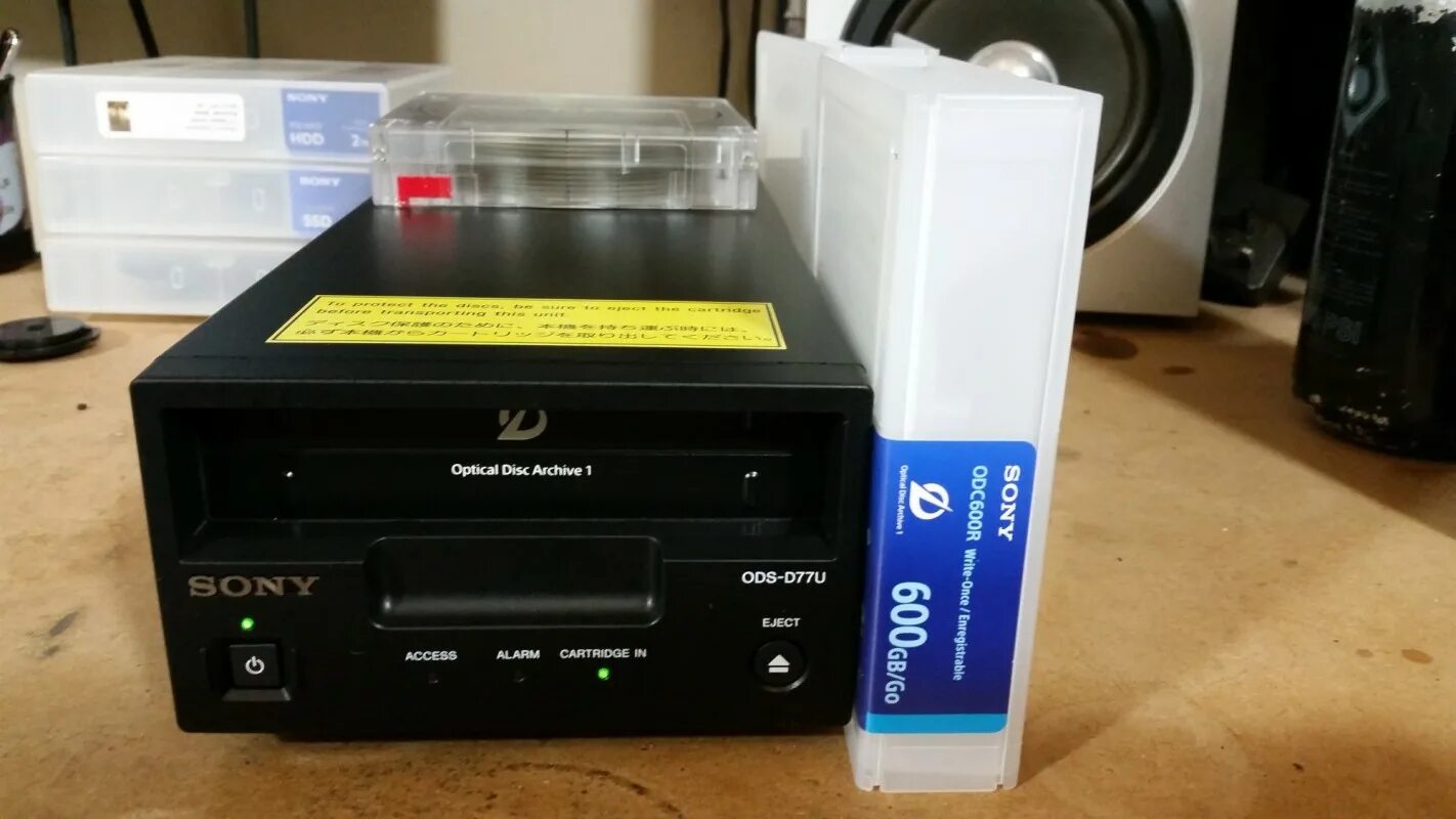 Archive disk. Sony optical disc archive. optical disk cartridge. optical disk cartridge oc 301. sony odc-5500r 5.5tb optical disc archive cartridge..