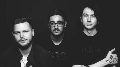 Alt j