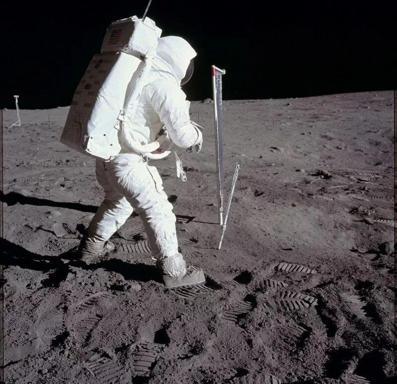 Правда ли что на луне. Аполлон 11. Апполо 11 на Луне.