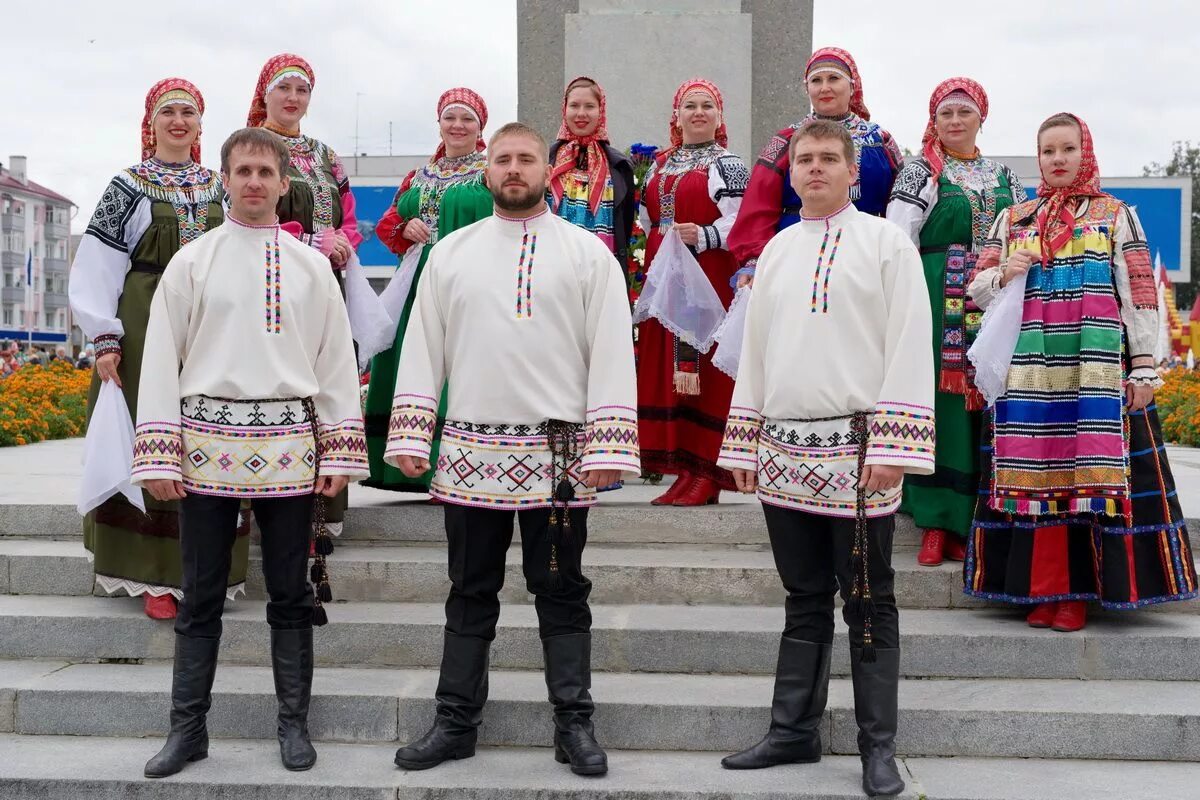 Погода в народном воронежской области. Славяночка Бутурлиновка ансамбль. Ансамбль Славяночка Воронеж. Фольклорного ансамбля села Россошь Воронежской области. Народные коллективы Воронеж.