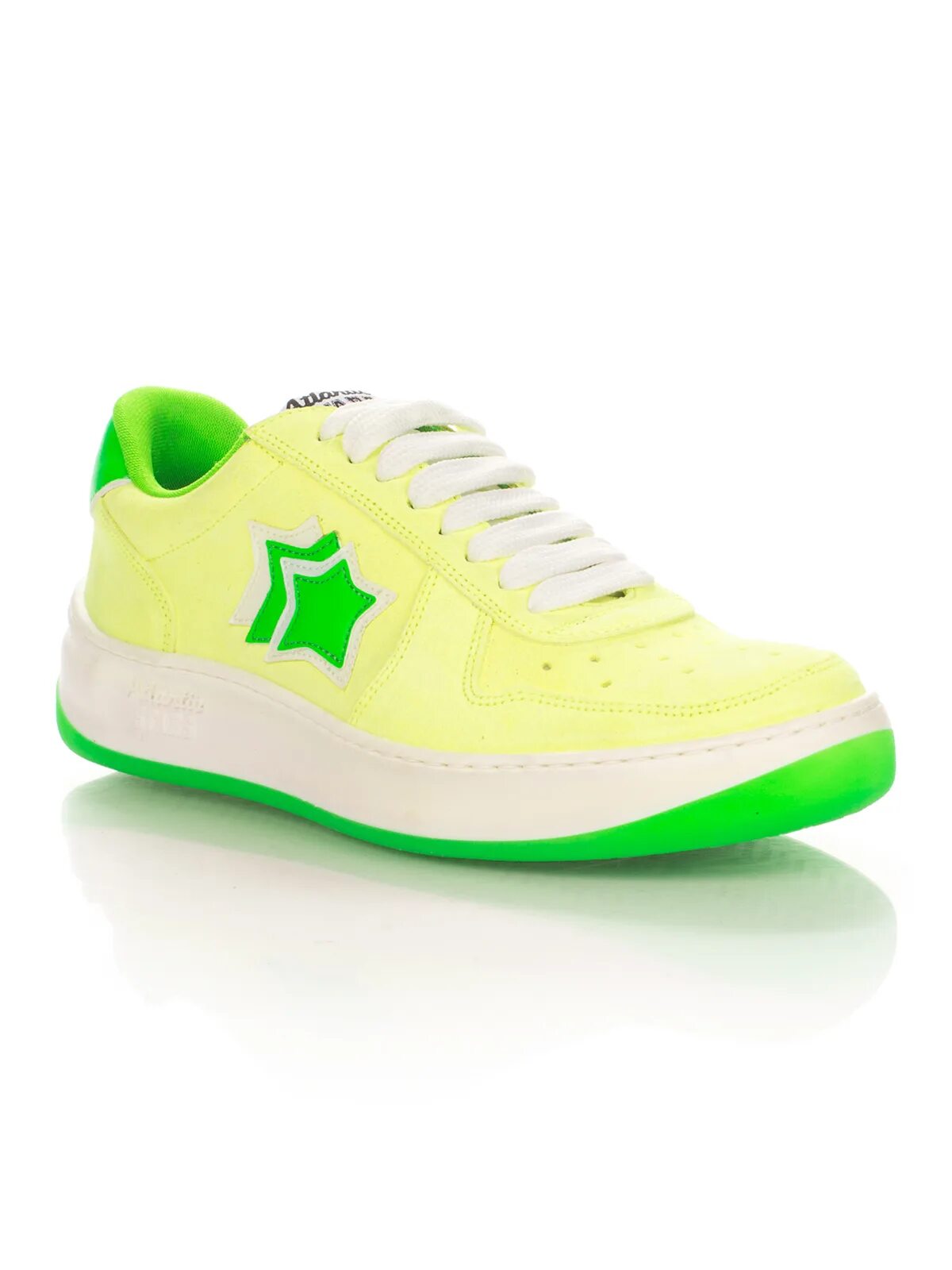 Nike air max 90 hyperfuse light green 014. Dkny кросс. Кроссовки dkny женские. Nike салатовые. Салатовые кроссовки мужские.