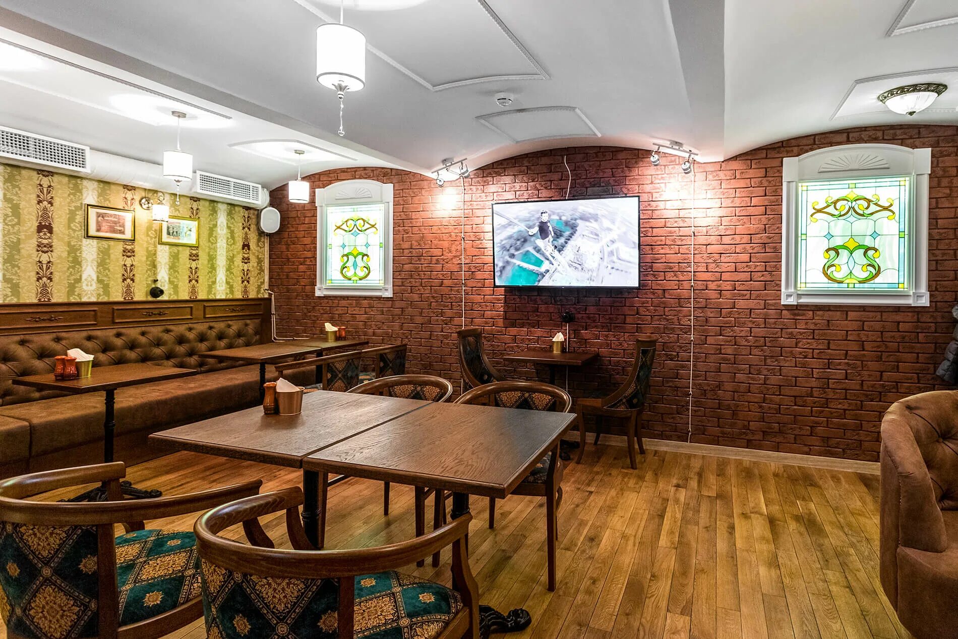 Питейный дом купца андреева. Питейный дом. Питейный дом 100 dual казань. Питейный дом казань пушкина 23. Питейный дом купца андреева.