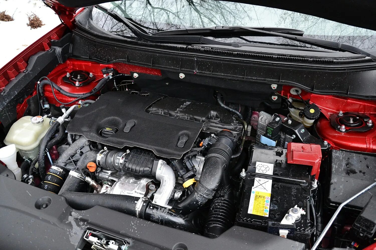 Митсубиси асх какой двигатель. Двигатель Mitsubishi ASX 1.6 2013. Под капотом Мицубиси АСХ 2013. Аккумулятор Мицубиси АСХ 1.8. Двигатель Митсубиси АСХ 2.0.