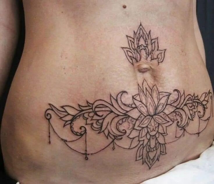 Значение татуировки на животе. Тату внизу живота у девушек. Татуировка на животе у мужчин. Женские тату на животике. Скандинавские тату для девушек на животе.