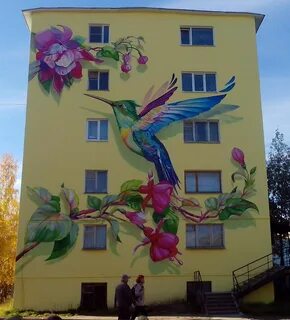 Большие рисунки на домах