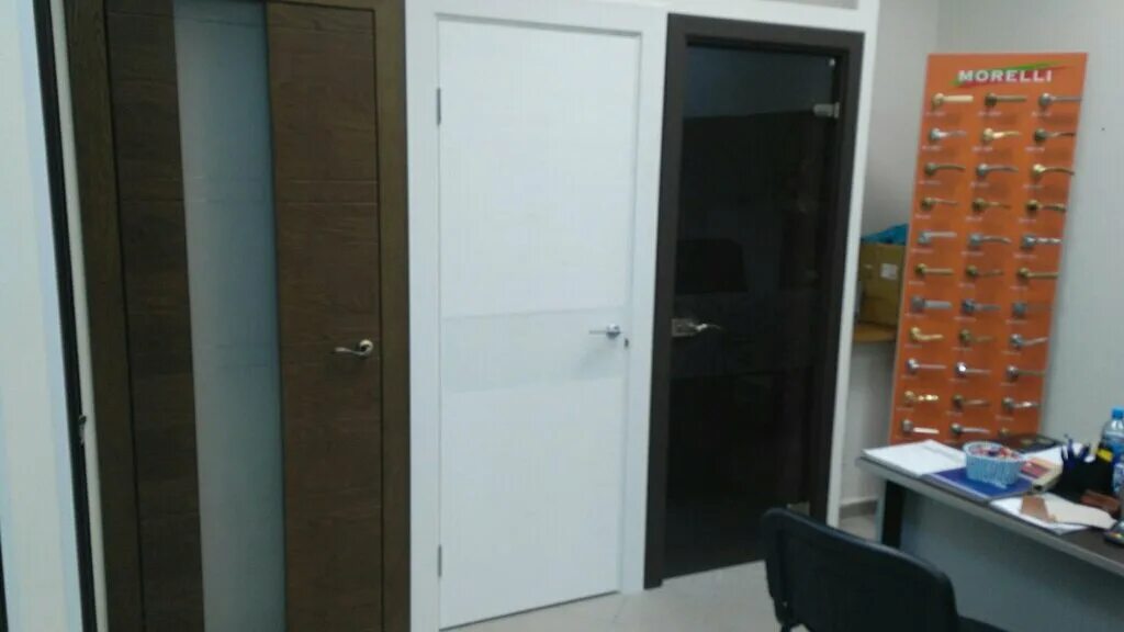 Mr doors раздвижные двери visio. Классические двери в интерьере. Лалала дорс. Мастер дорс. Мастер дорс.