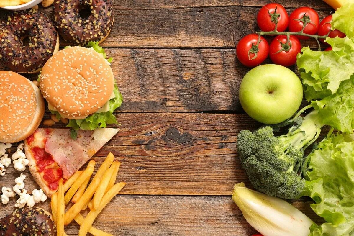 Неправильное питание это. Здоровая пища. Здоровая и вредная еда. Здоровая и вредная пища. Фастфуд здорового питания.