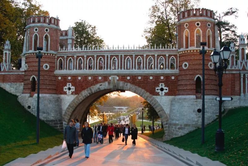 Орехово царицыно. Орехово парк Царицыно. Парк заповедник Царицыно. Музей усадьба Царицыно. Парк музей Царицыно.