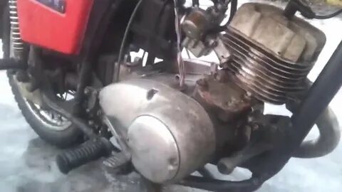 На мотоцикле не работает один цилиндр