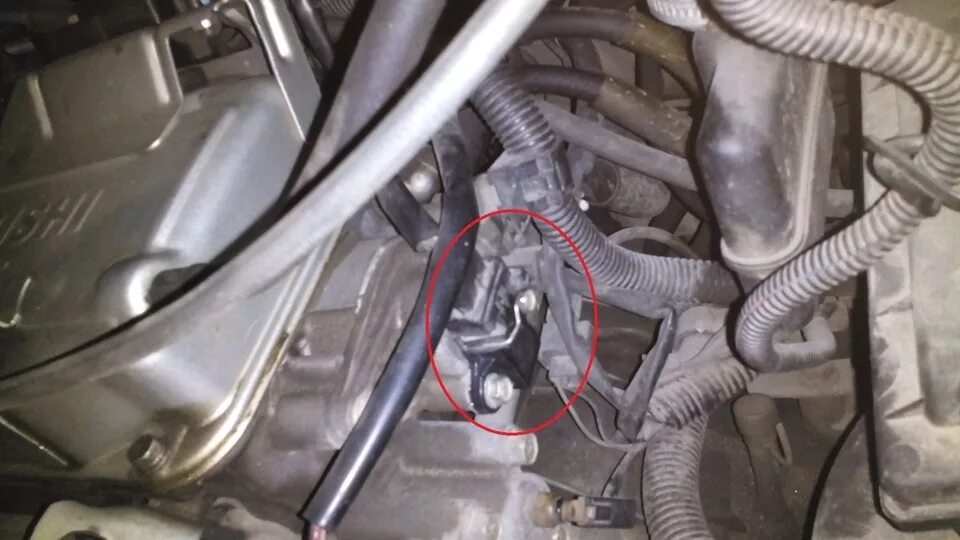 Не работает тахометр, кто знает в чем проблема ? - Mitsubishi Carisma, 1,6 л, 20