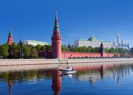 Название реки на которой стоит московский кремль