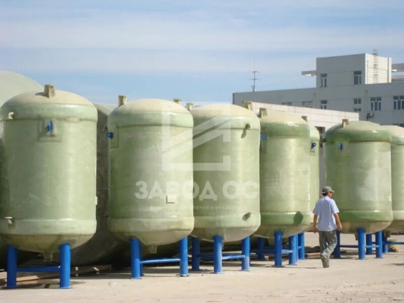 Накопительный резервуар биогард стеклопластик. 2 стеклопластик. Flotenk цистерна стеклопластиковая. Баки с водородом. Стеклопластиковый ложемент для емкости.