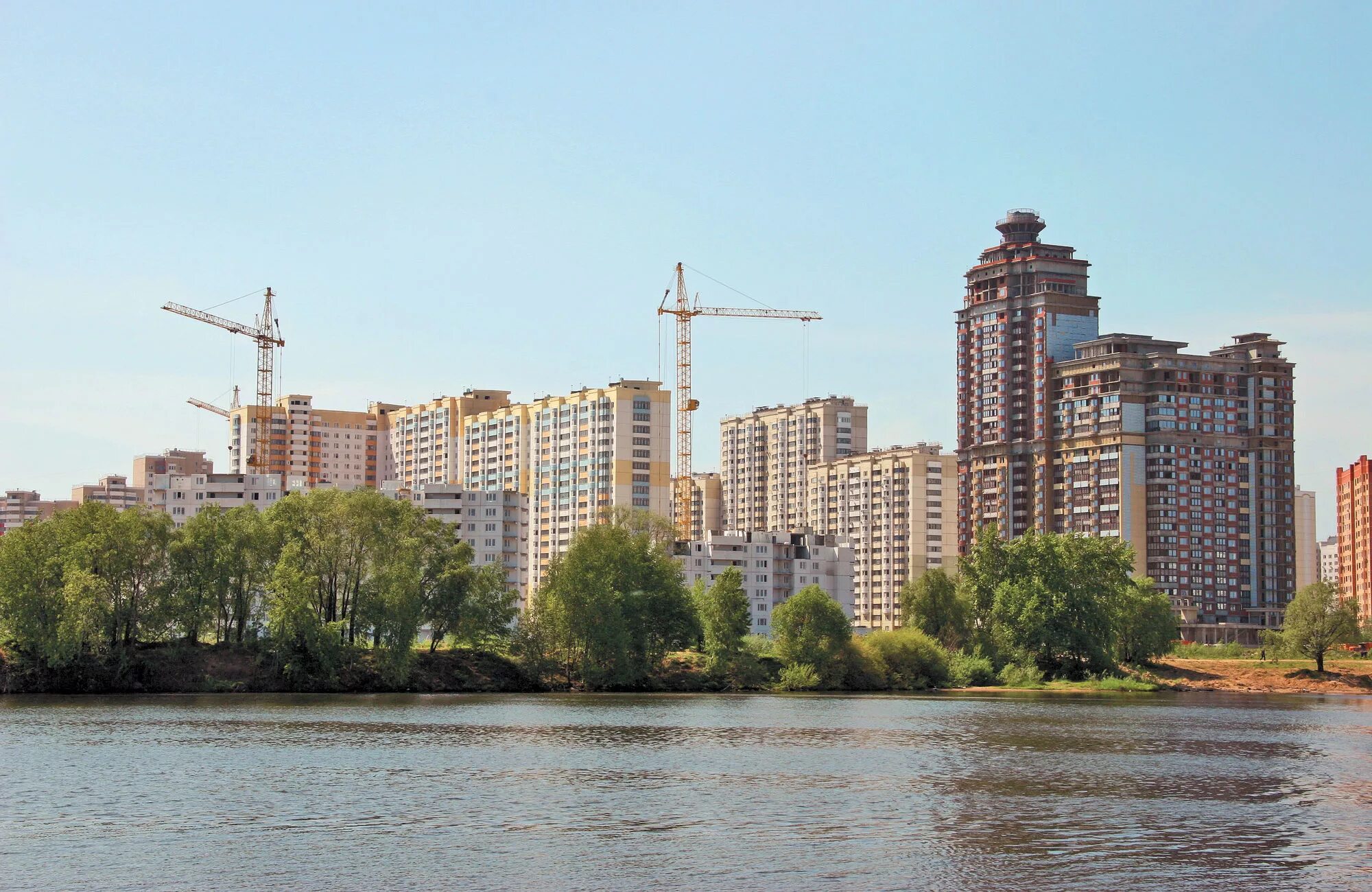 Изумрудные холмы красногорск москва. Мкр южный красногорск. Красногорск центр города. Красногорск москва недвижимость. Красногорск москва недвижимость.