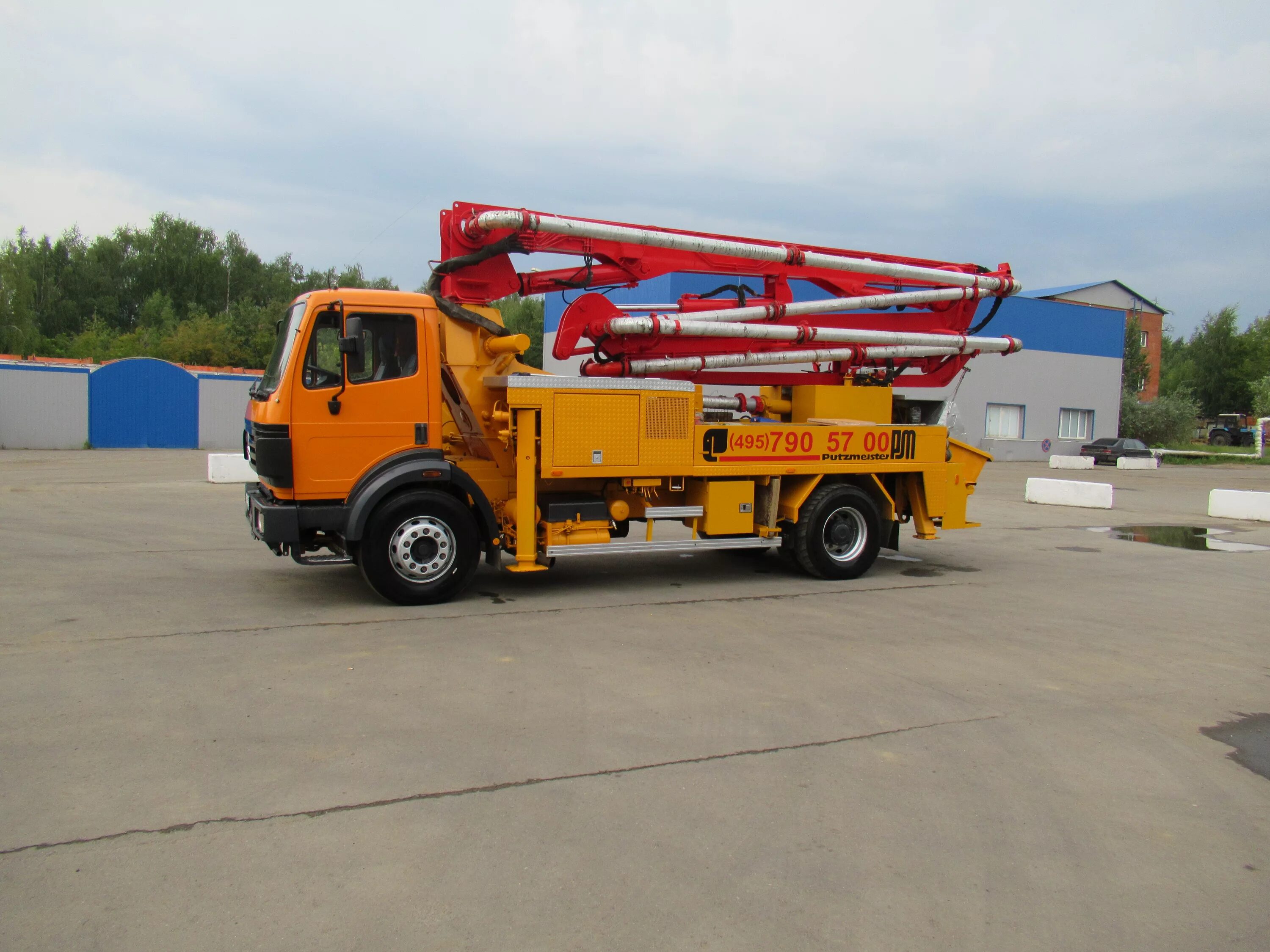Бетононасос - liebherr 42 m5 xxt. Мерседес насос бетонный. Автобетононасос putzmeister 32 метра. Бетононасос - liebherr 42 m5 xxt. Бетононасос час.