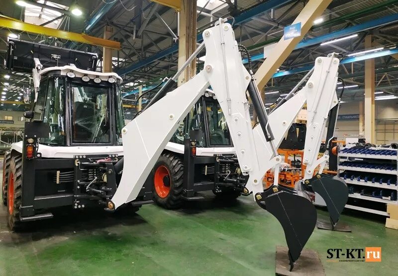 Экскаватор-погрузчик Bobcat b780. Bobcat 780 экскаватор погрузчик. ЕЛАЗ 888 экскаватор погрузчик. Бобкэт ЕЛАЗ. Экскаваторы elaz