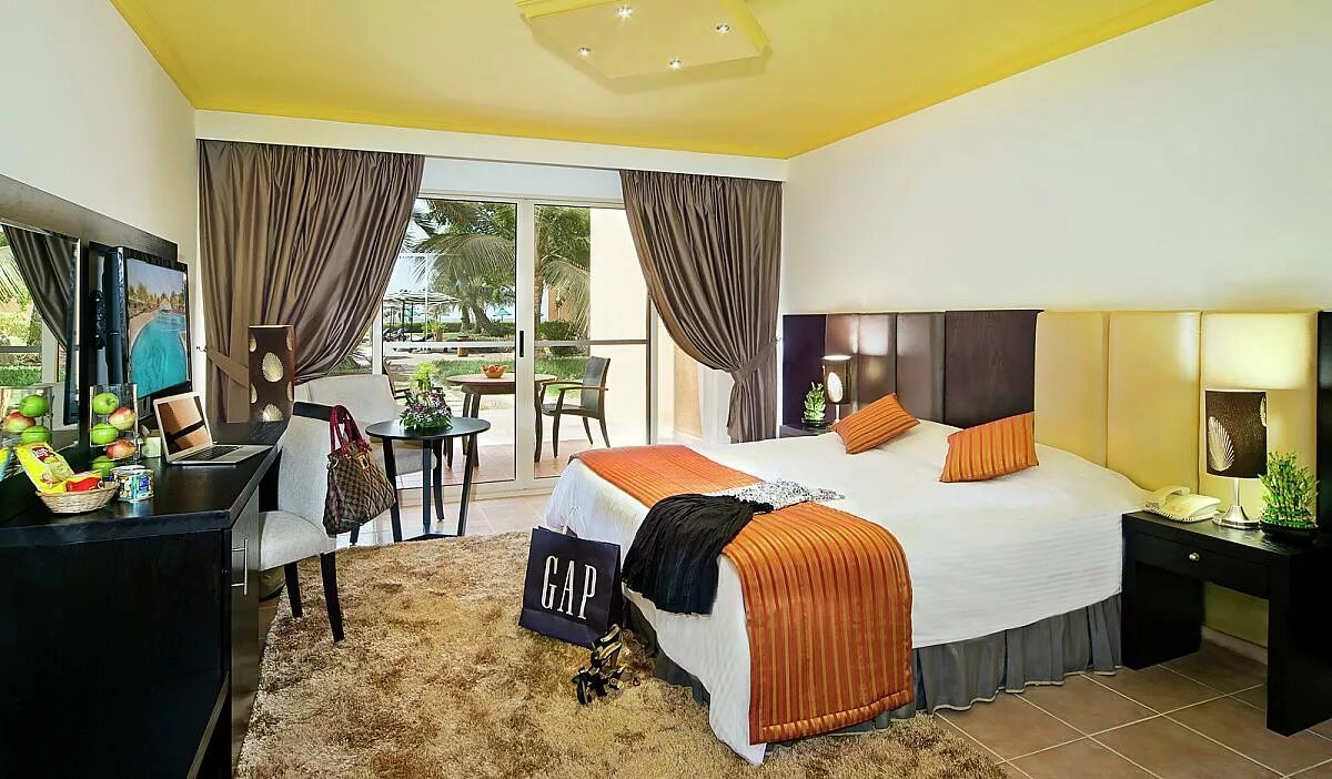 Bm beach resort smartline bin majid. Cabana рас эль хайма. отель бм бич резорт рас эль хайме. bm beach hotel (ex: bin majid beach hotel). bm beach hotel 4*.