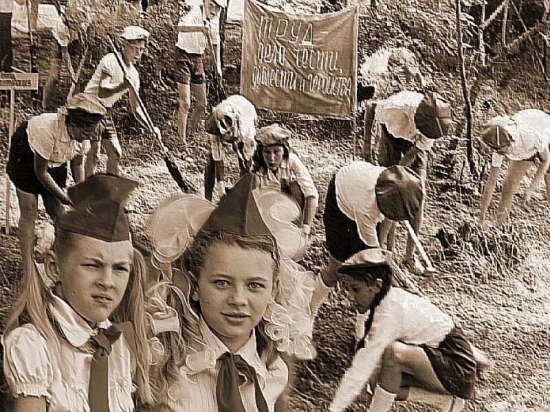 Пионеры СССР. Пионеры на субботнике. Первые пионеры. Пионеры фотосессия. Пионеры советских времен