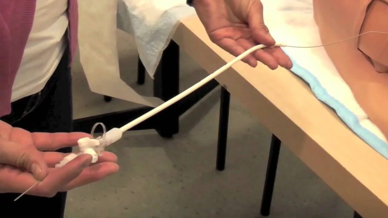 Имплантируемая порт-система для химиотерапии. Имплантируемая порт система. Мочевой катетер фолея. Нефростома катетер. Флекса катетер венозный.