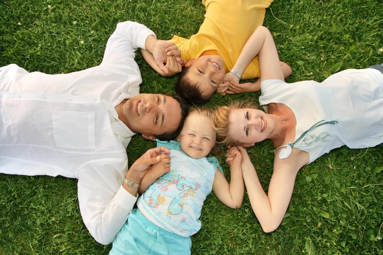 Парная йога. Поза папы. Парные позы для йоги. Акробатические позы. Поза папы.