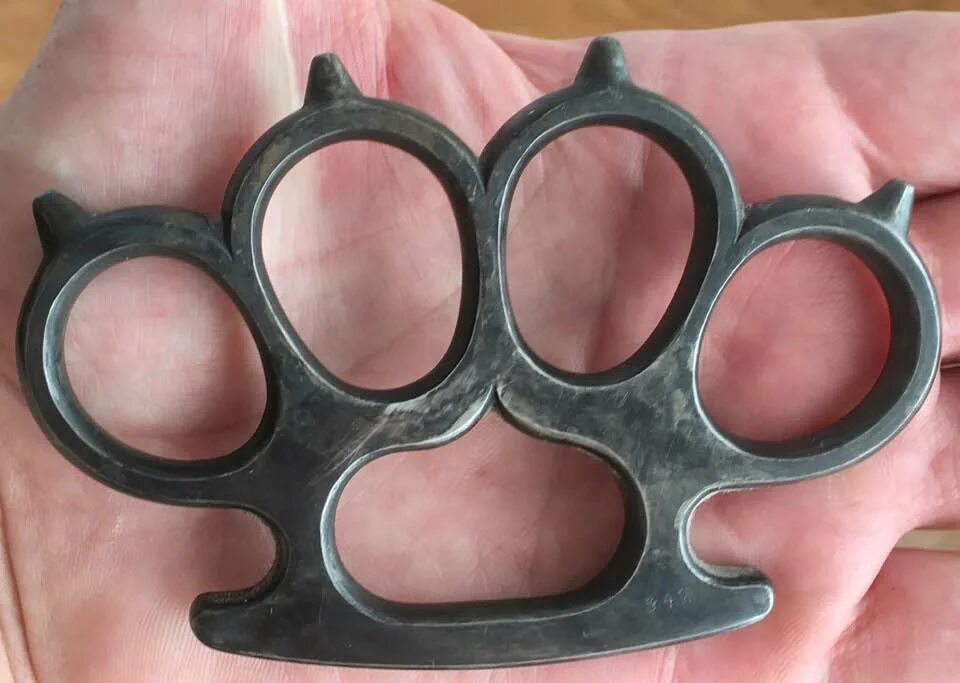 Кастет закон. Кастет волчья лапа. кастет wildcat.