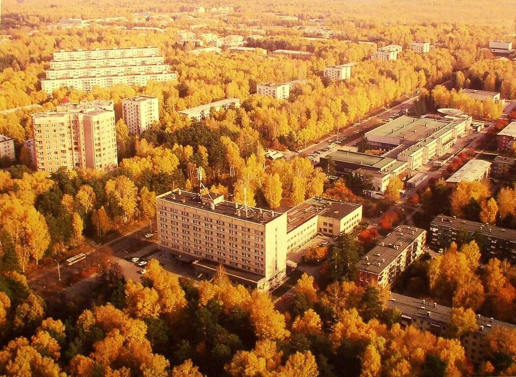 Академгородок с высоты птичьего полета. Академгородок фото. Технопарк новосибирск. Новосибирск городок академ. Академгородок фото.