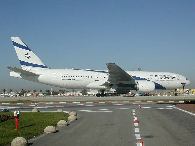 Боинг 777 el al. Боинг 777 в Эль Аль. B747 Тель Авив. Тель Авив с самолета. Эль аль отзывы