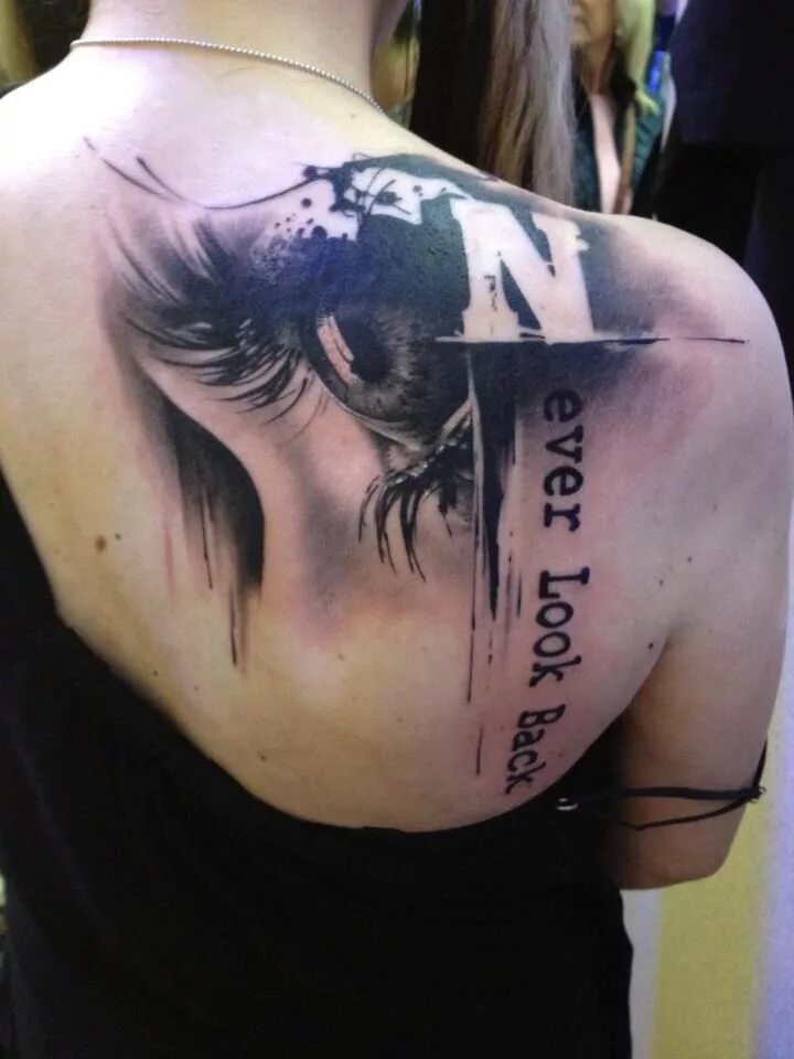 Экспрессия тату. Ever tattoo. Тату треш полька на лопатке. Тату скелет. Экспрессия тату.