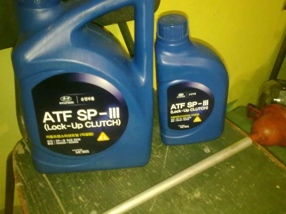 Масло акпп хендай туксон. Масло АКПП Хендай Туксон 2008. Масло в коробку автомат Хендай Туксон 2008. Hyundai Tucson 2008 2.0 масло в раздатку. Трансмиссионное масло в Хендай Туксон 2008 года.