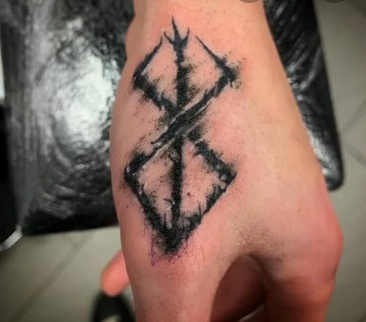 Тату в стиле дед инсайд. Тату маркером. Zxc татуировка. Zxc рука. Татуха ханмы на руке.