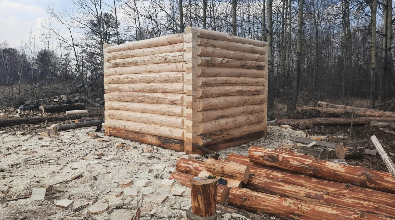 Сколько леса в срубе 10 на 10. Канадская рубка бревна технология. Срубы томск. Продам лес строевой 16-22 см на баню. Калиброванный сруб.