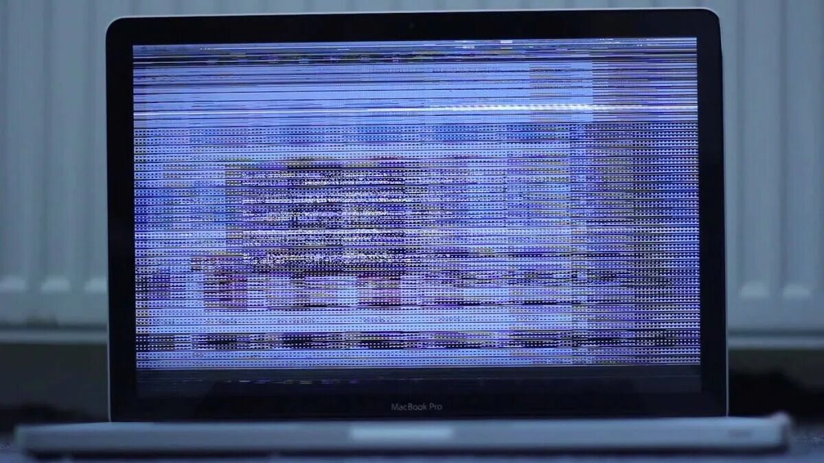 A screen makes the computer