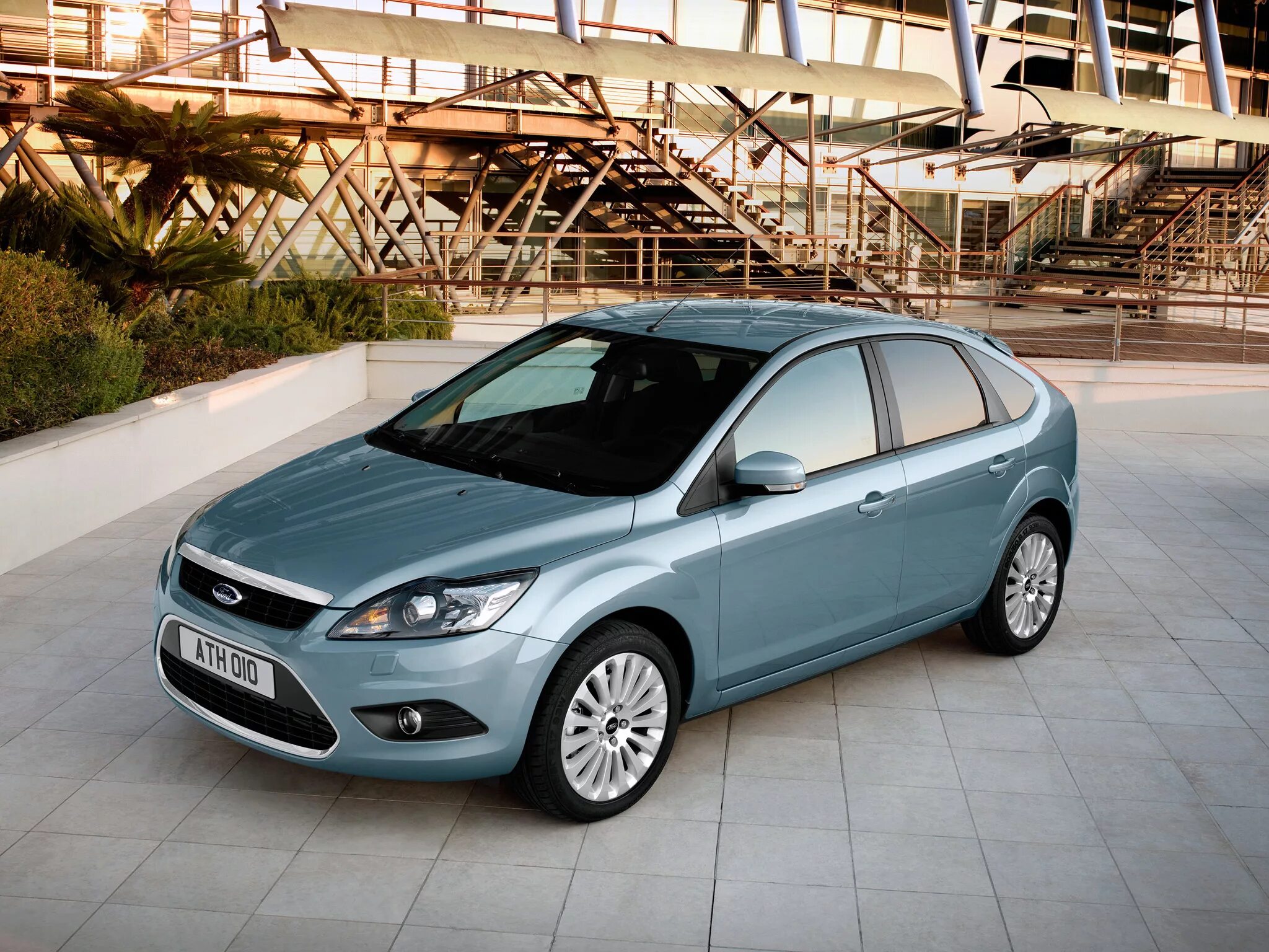 Машина форд фото. Ford Focus 2. Ford Focus 2008. Ford Focus 2 хэтчбек. Ford Focus 2008 хэтчбек.