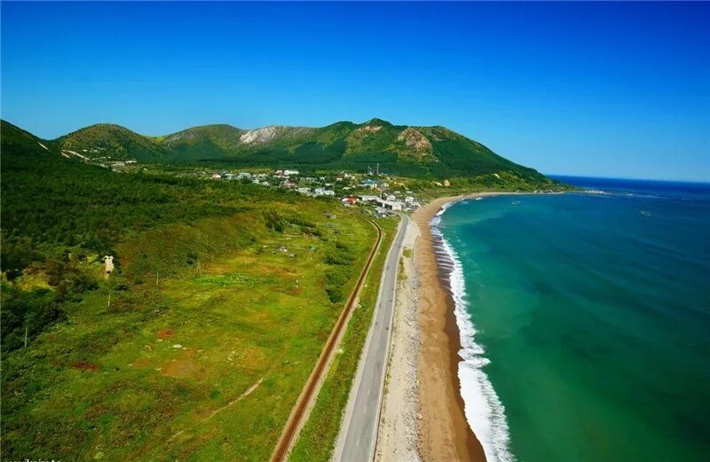 Сахалин станция взморье. Село охотское сахалинская область. Поселок ясное сахалинская область. Сахалин поселок взморье. Взморье сахалин фото.