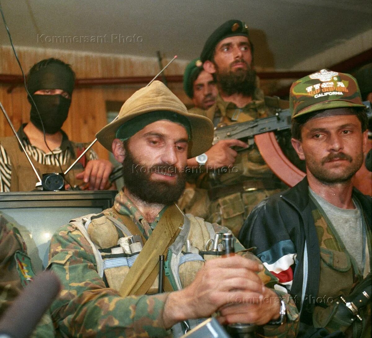 Террорист Чечни Басаев. Чеченский терроризм