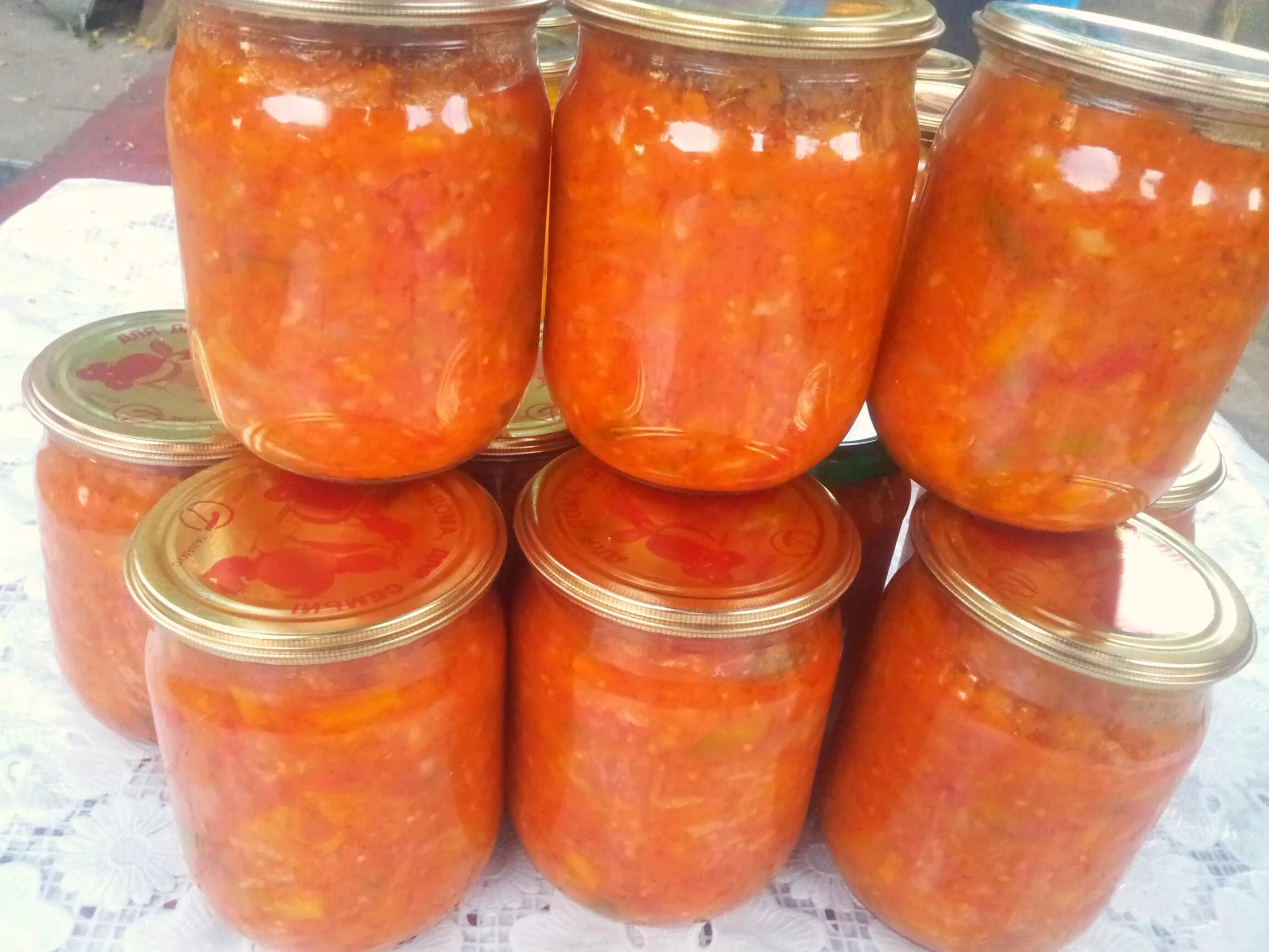 Овощные заготовки на зиму. Суповые заготовки на зиму. Помидоры в сушилке для овощей. Заготовки на зиму. Сладкие помидоры на зиму.