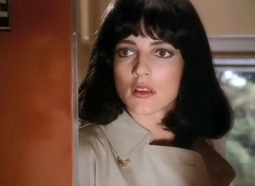 Если наступит завтра по какому каналу покажут. Если наступит завтра фильм 1986. Если наступит завтра трейси уитни. Том беренджер и мэдолин смит. Если наступит завтра фильм 1986.