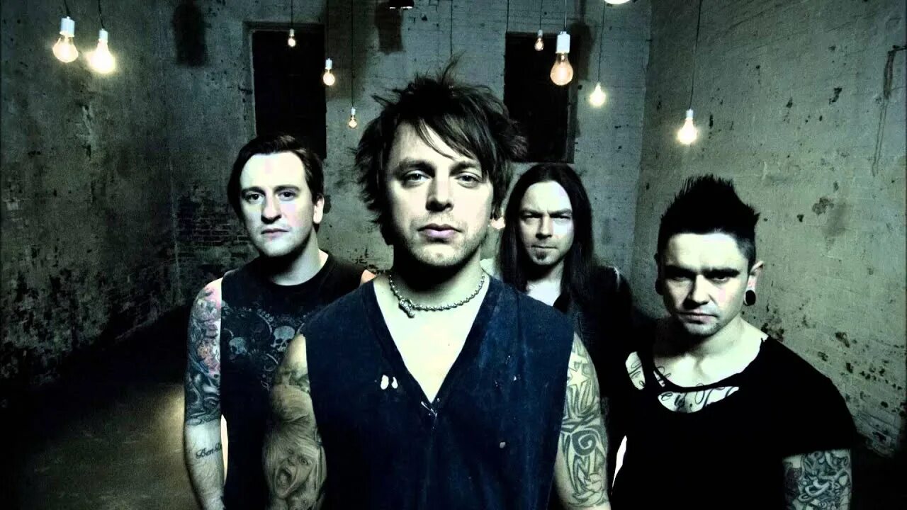 Bullet for my valentine 4. Мэттью так bullet for my valentine. группа bullet for my valentine. bullet for my valentine фото. гурт bullet for my valentine.