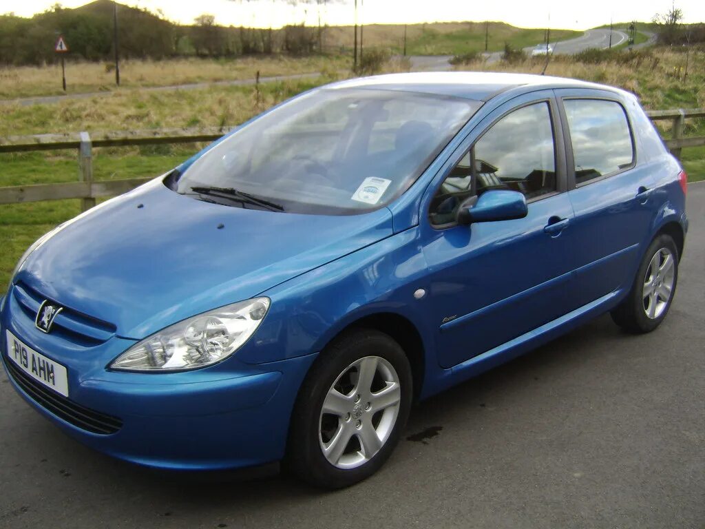 Пежо 307 1.6 бензин купить. Peugeot 307. Пежо 307 2002. Пежо 307 2000. Peugeot 307 2.0.