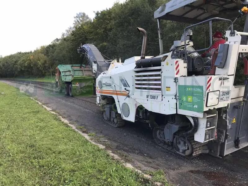 Дорожная фреза bomag bm 1300/30. Фреза bomag bm 1300-30-2. Фреза виртген w210xp. Дорожная фреза для асфальта bomag bm 1000-30-2. Фреза 1300.