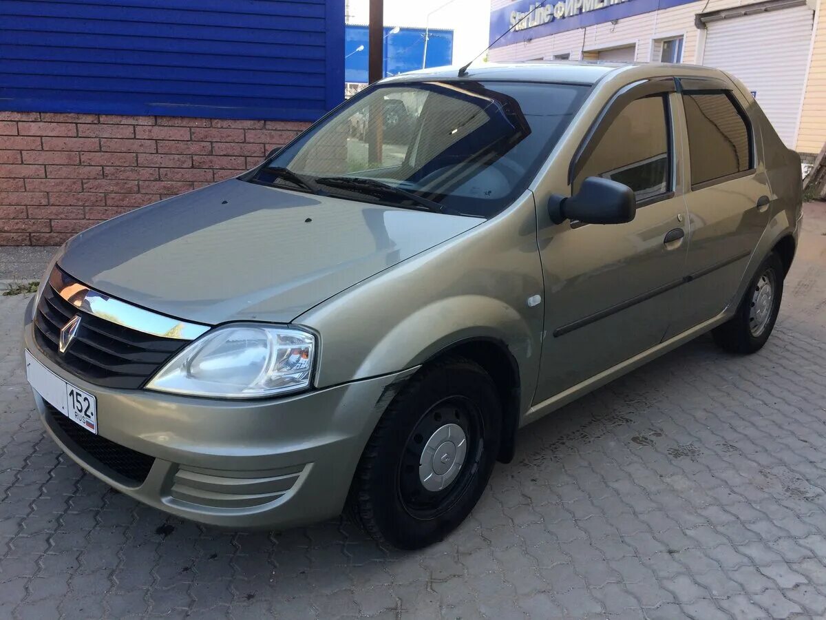 Логан 1 2010. Рено логан 2011 бежевый. renault logan 2010 1.4. рено логан рестайлинг 2010. рено логан 2010 бежевый.