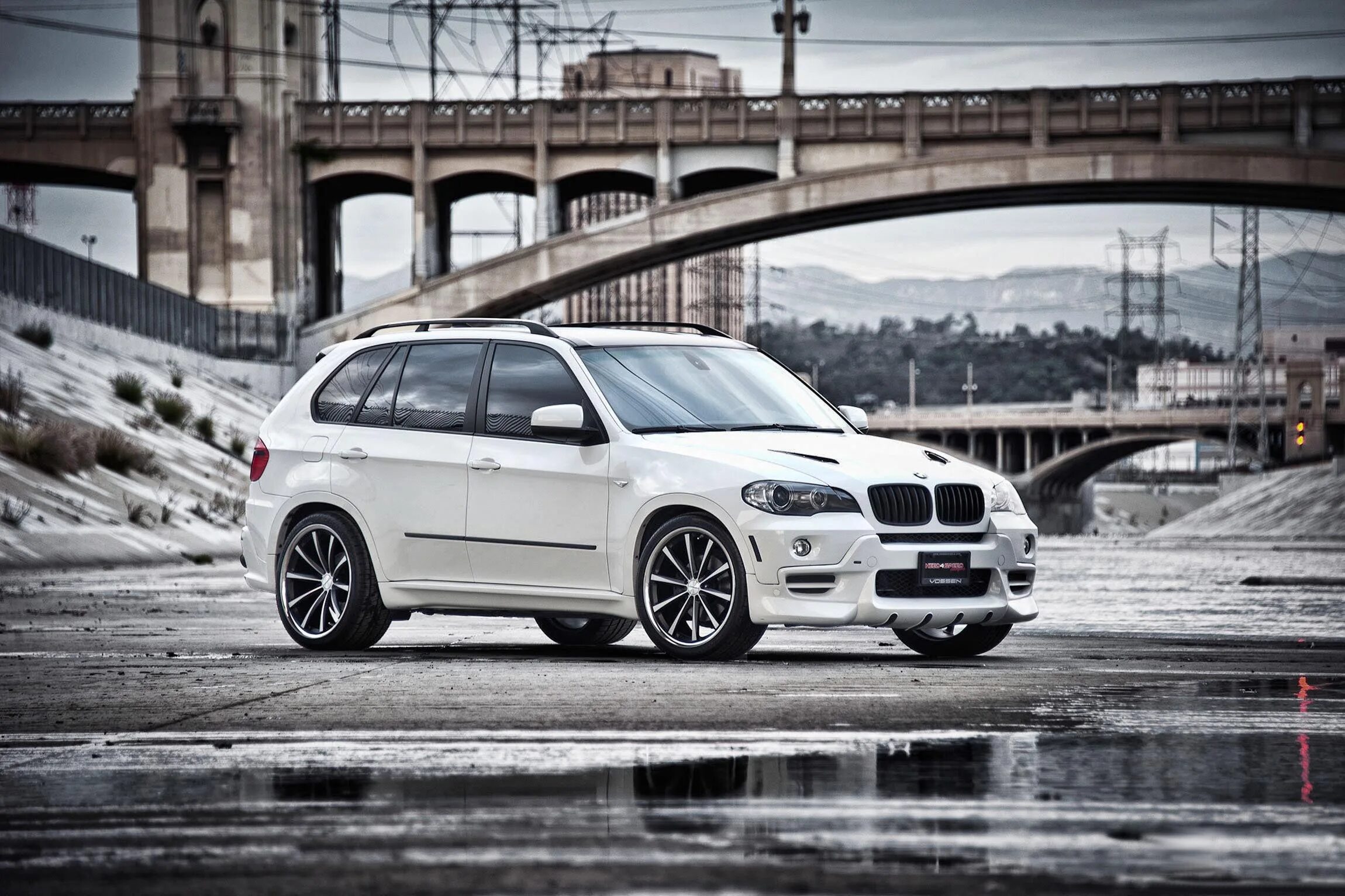 X 5 x 1 48. BMW x5 e70 белый. БМВ е70 белый. БМВ х5 е70 белый. BMW x5 белая.