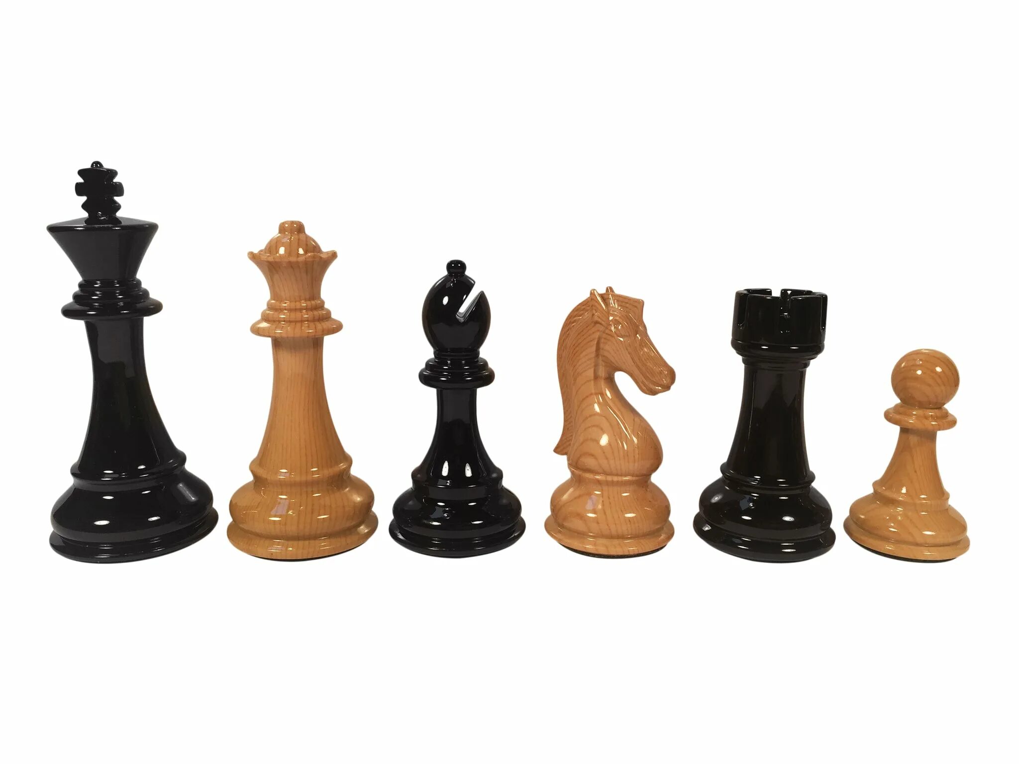 Шахматная фигура Король. Шахматный конь Стаунтон. Шахматная фигура короля в мантии. Шахматная фигура Король фото. Кингчесс