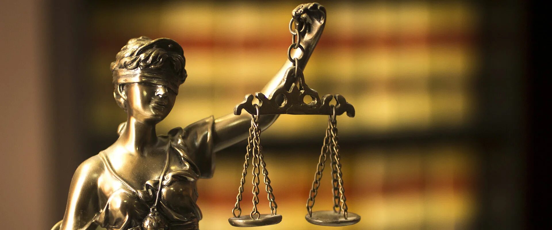 Верховенство права фото. Верховенство права фото. Верховенство закона иллюстрация. Верховенство правосудия. Весы правосудия.