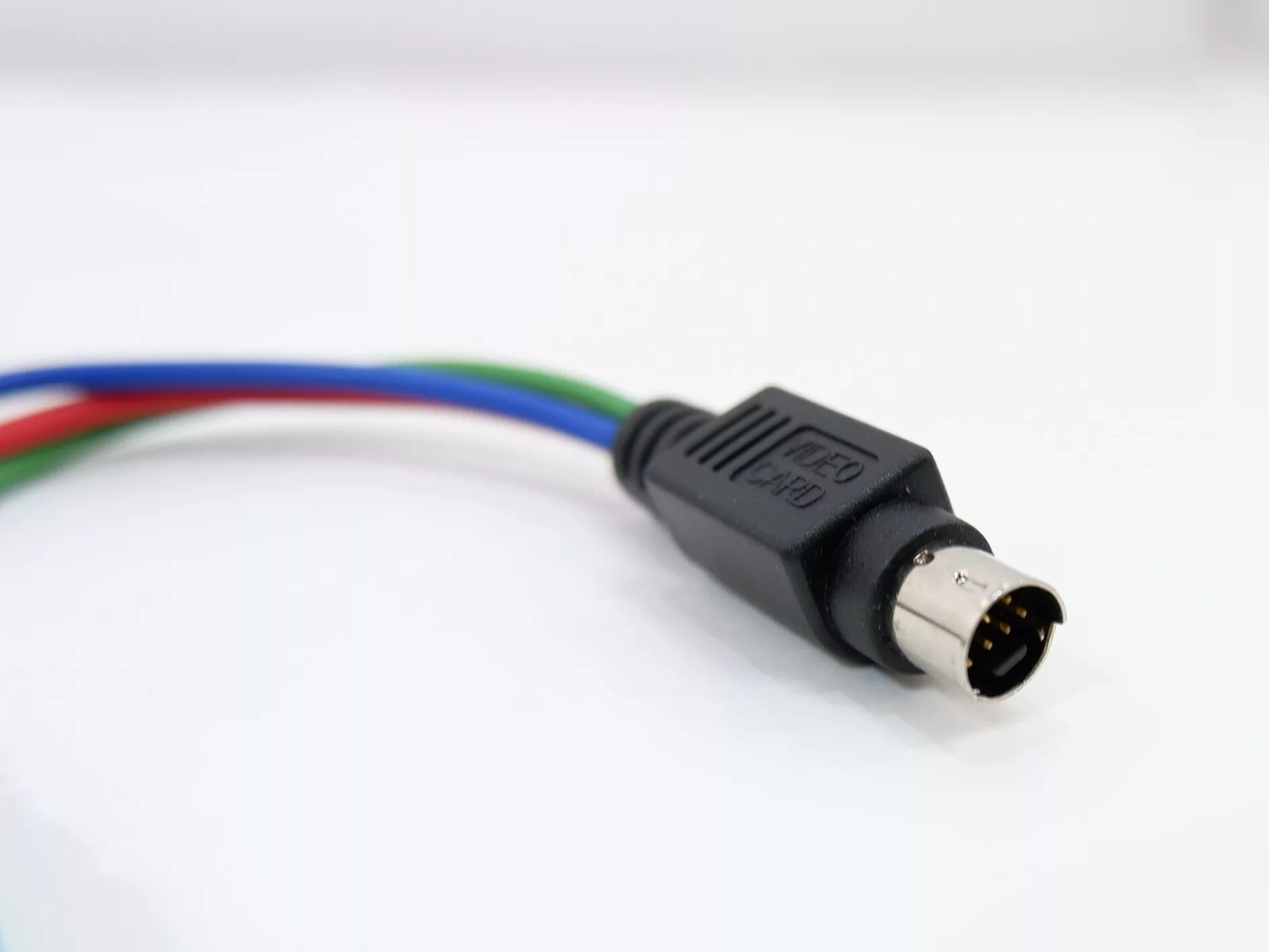 S video box. Переходник s-video(7pin)-rgb(3xrca). кабель s.video 7 pin. переходник разъёмы &quot;тюльпан&quot; - штеккеры сг-5/сш-5. s-video rgb переходник.