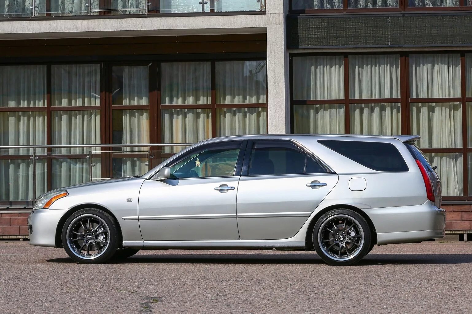 Mark blit. Toyota mark ii wagon blit.