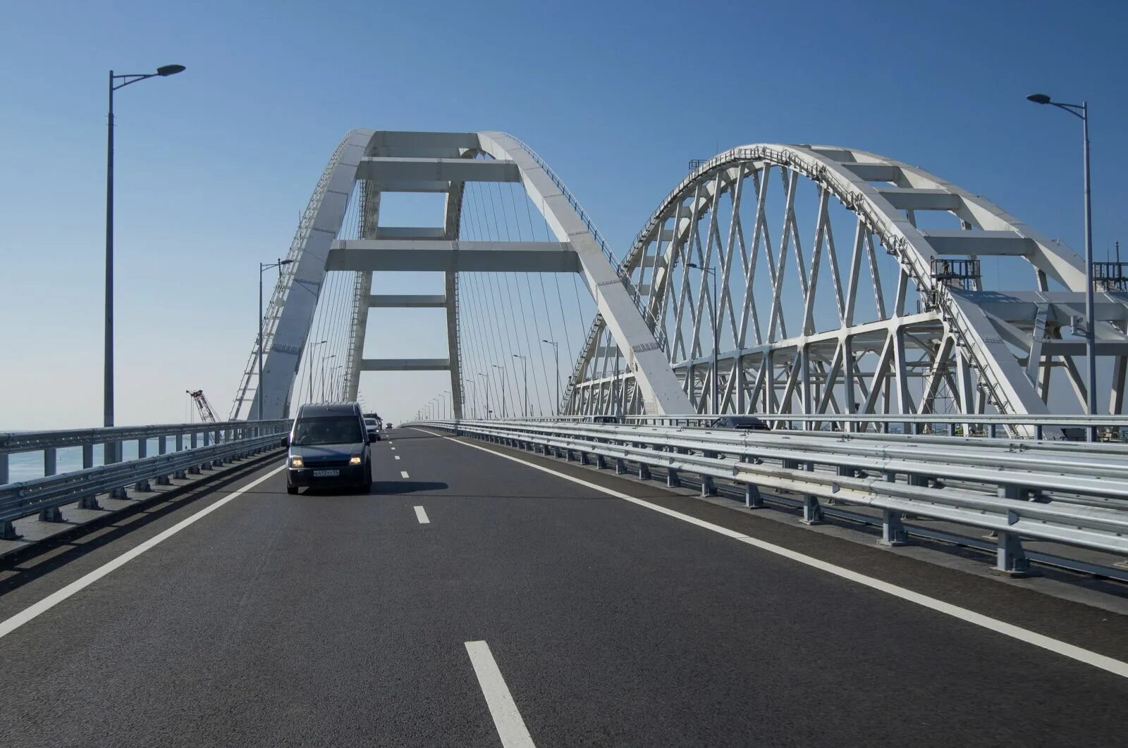 Крымский мост Автодорожный. Новый Крымский мост. Автомобили Крымский мост Крым