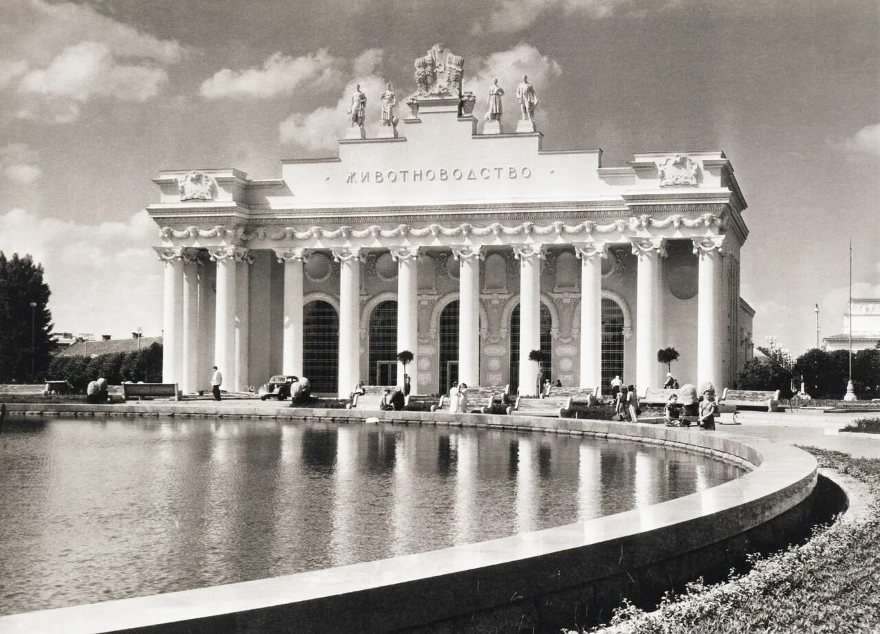 Киоск союзпечать ссср 80-х годов. Ларьки из 90х в кузьминках. Павильон москва вднх 1954. Старинный киоск. Старый павильон.