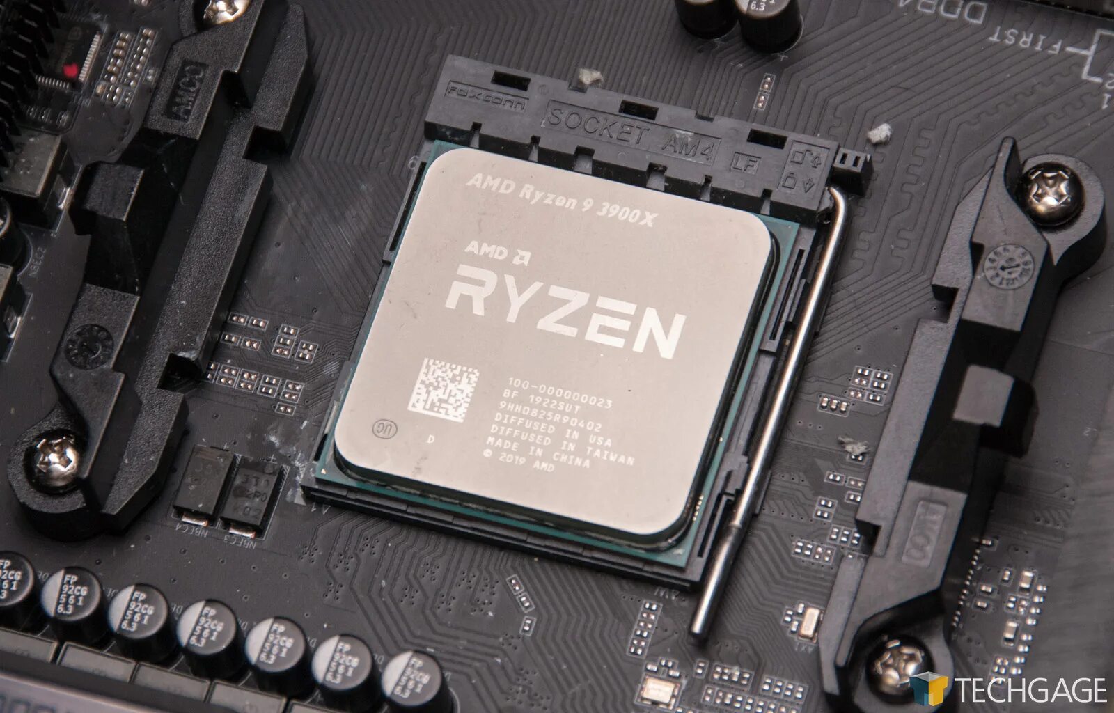 Amd ryzen 7 3700x купить. Ryzen 3700x. AMD Ryzen 7 3700x. AMD Ryzen 7 3700x 8-Core Processor. R7 3700x.