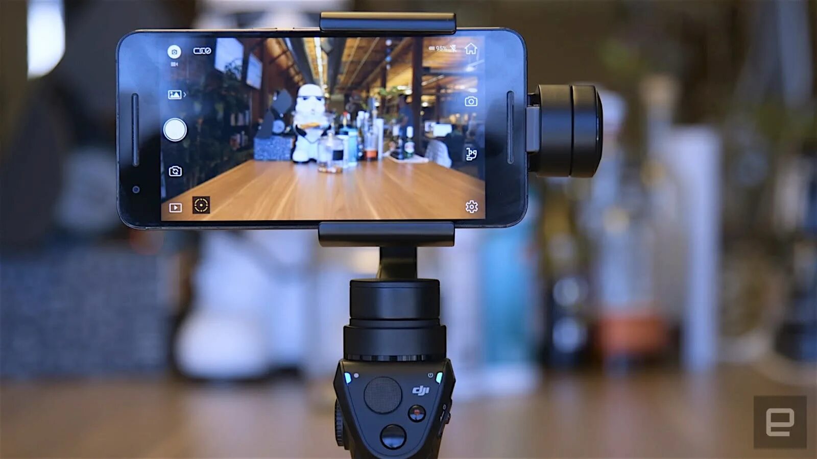 Dji mobile приложение. Dji осмо мобайл. dji osmo mobile 1. осмо 6 dji. dji osmo new.