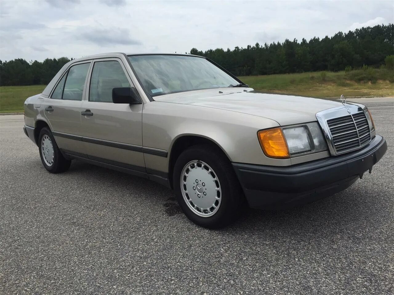 Мерседес 260. Мерседес 260. W124 260. Мерседес е260. Mercedes benz 260se.